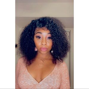 Meet your Posher, Donnice